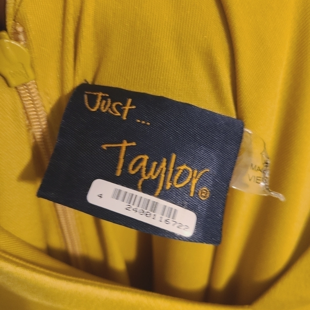 Just...Taylor | Women's Gold V-Neck Asymmetrical Hem Cocktail Dress (Size 16) - Picture 3 of 15